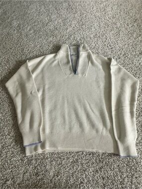 Vineyard Vines Cream Knit Pullover with Light Blue Trim